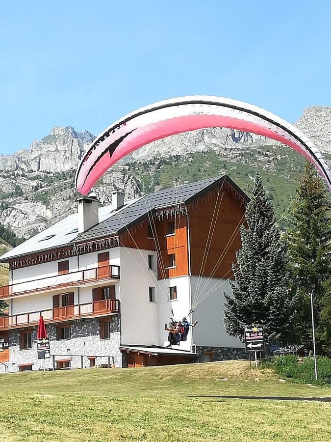 Chalet Beausoleil 4 Etoiles - Prestige - Au Pied Du Col De La Croix De Fer Saint-Sorlin-dʼArves Εξωτερικό φωτογραφία
